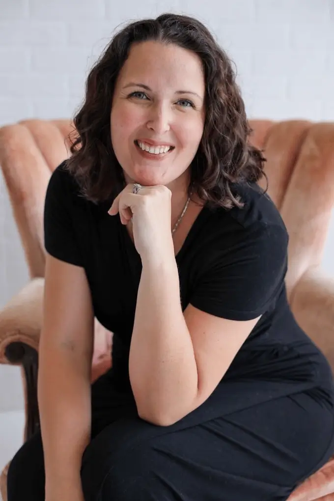 Alyssa Rogers headshot